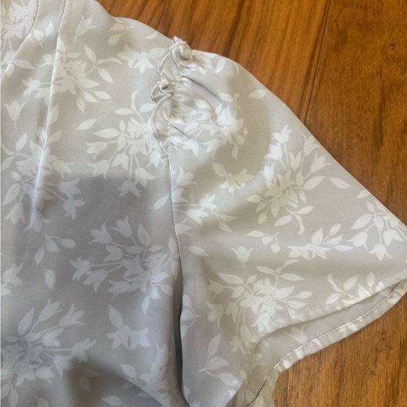 Liz Claiborne Short Sleeve Blouses - Picture 6 of 6